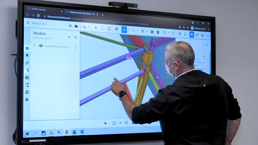 témoignage sur utilisation d'un écran interactif Speechi pour les plans 3D sur Trimble connect